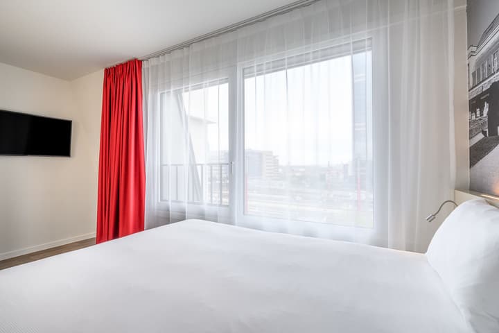 B&B HOTEL Brussels Centre Gare du Midi