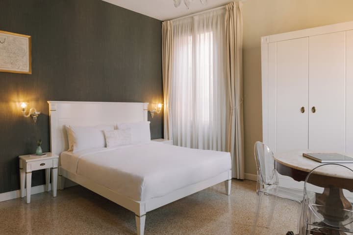 IH Hotels Venezia Salute Palace