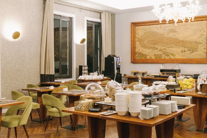 IH Hotels Venezia Salute Palace