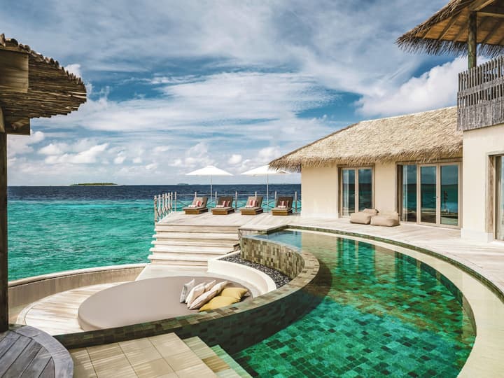 InterContinental Maldives Maamunagau Resort by IHG