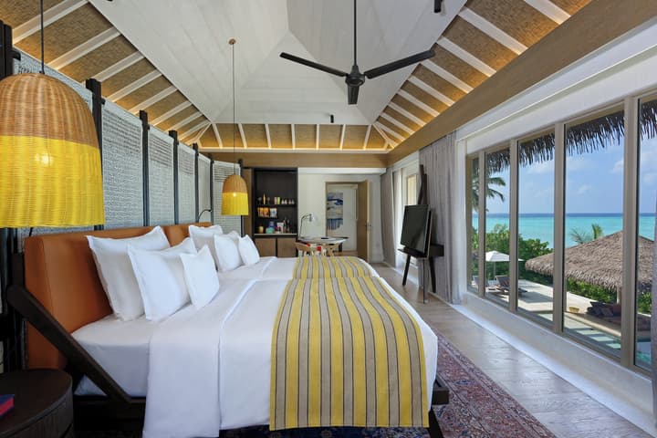 InterContinental Maldives Maamunagau Resort by IHG