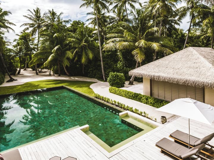InterContinental Maldives Maamunagau Resort by IHG