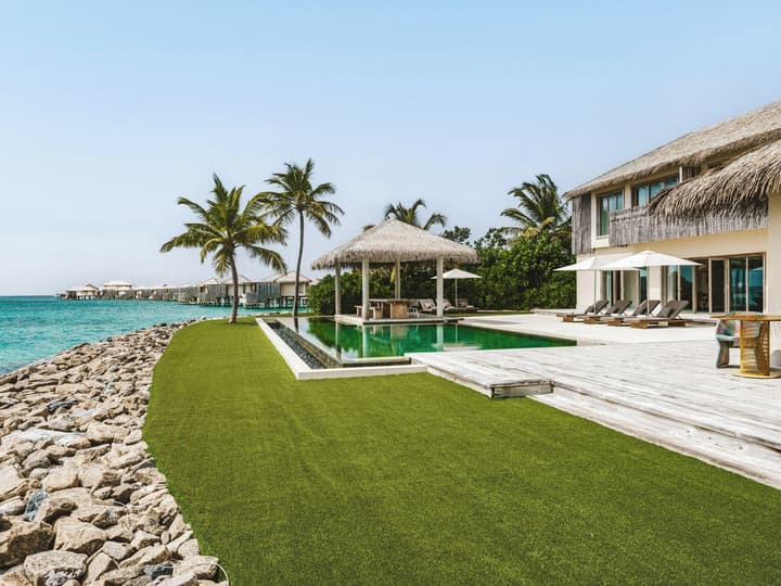 InterContinental Maldives Maamunagau Resort by IHG