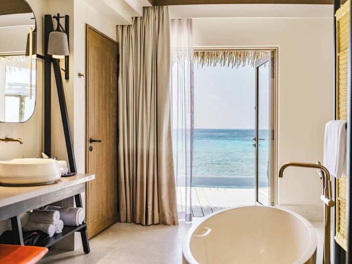 InterContinental Maldives Maamunagau Resort by IHG