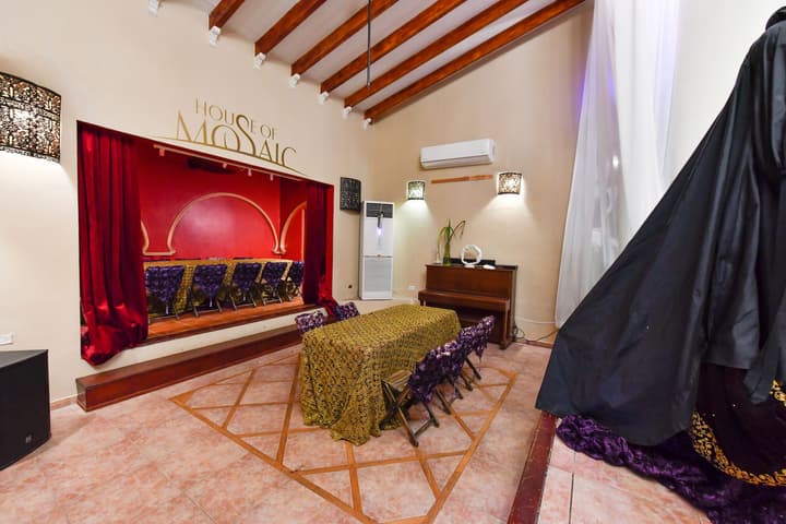 House of Mosaic Art Villa and Gallery Aruba