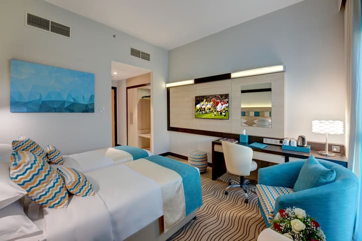 City Avenue Hotel