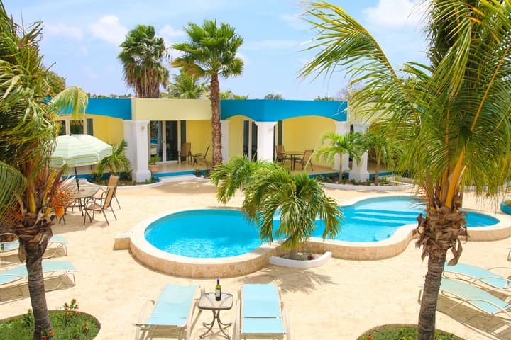 Aqua Viva Suites
