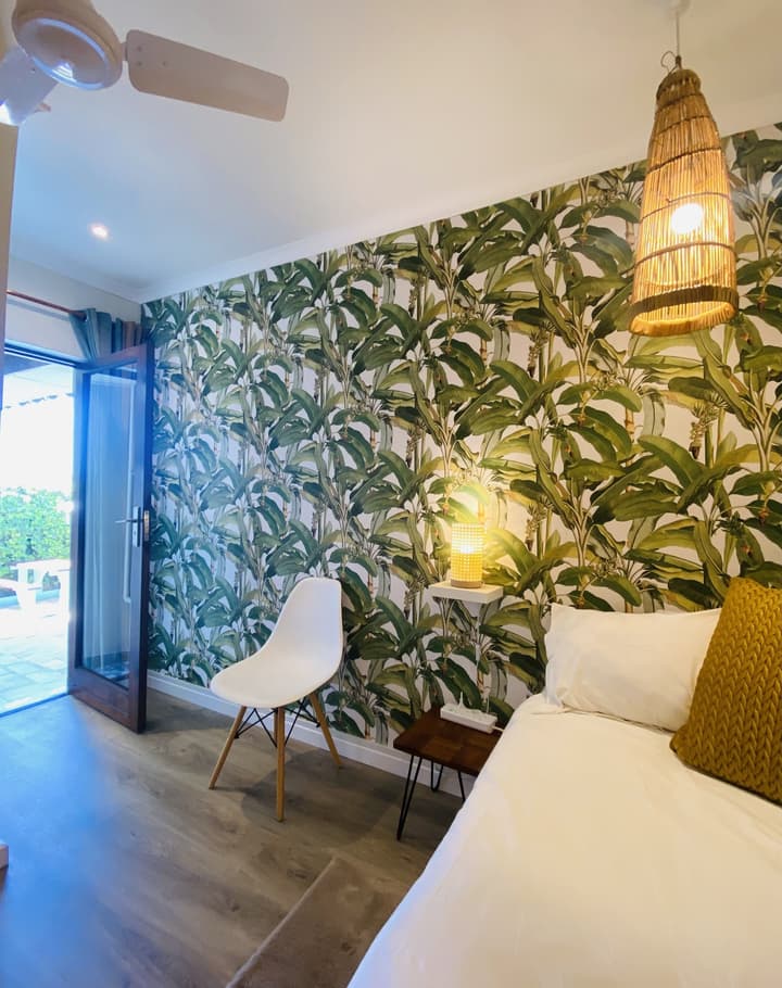 Dolphin Circle B&B
