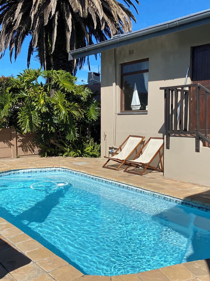 Dolphin Circle B&B