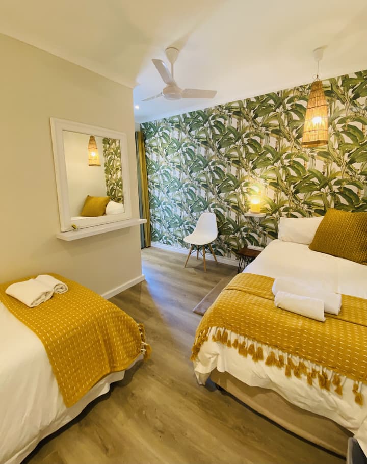 Dolphin Circle B&B