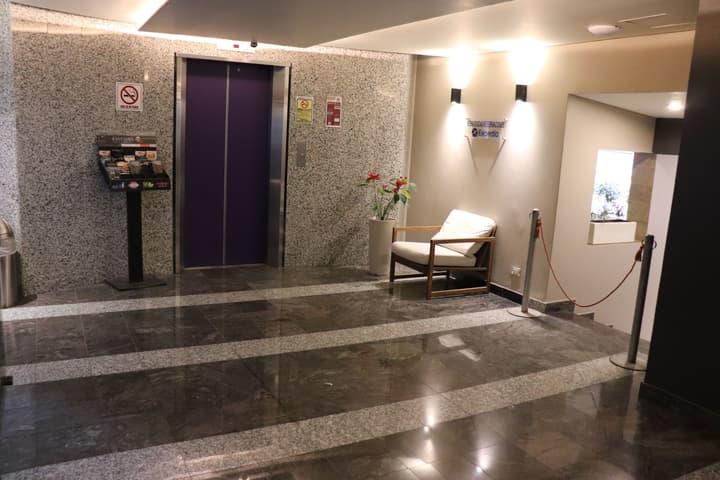 Hotel Embassy