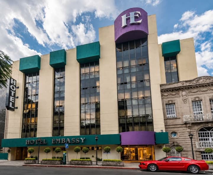 Hotel Embassy