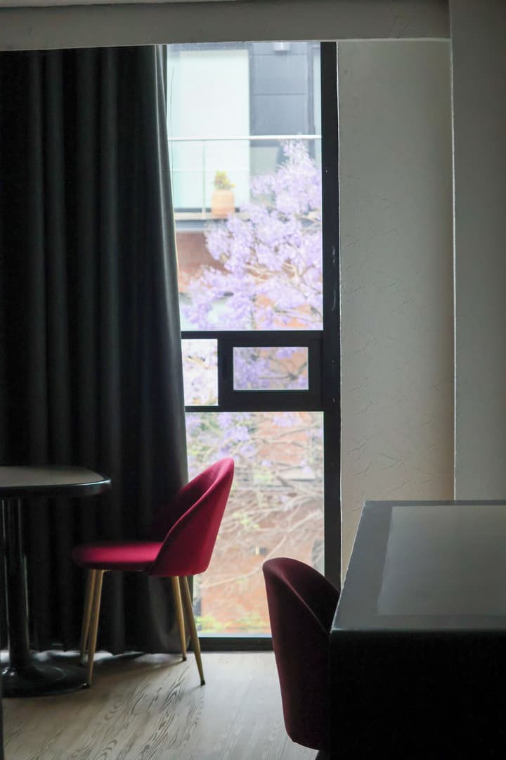 Hotel Embassy
