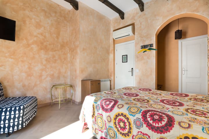 Artistic B&B