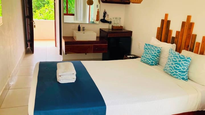 Niik Tulum