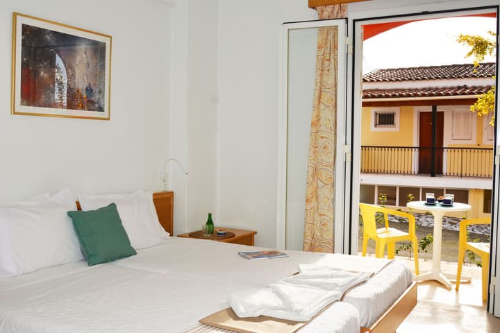 Elite Corfu - Adults Friendly