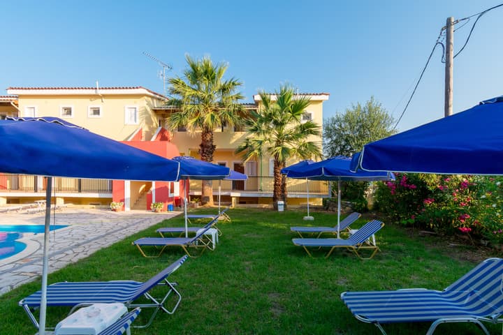 Elite Corfu - Adults Friendly