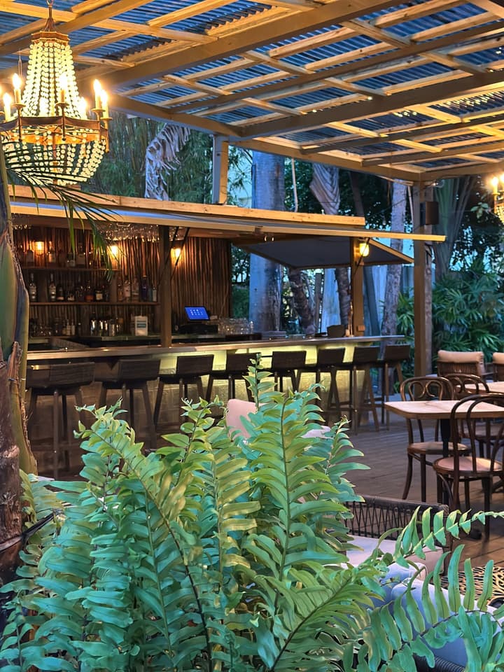 Miami River Inn By Renzzi