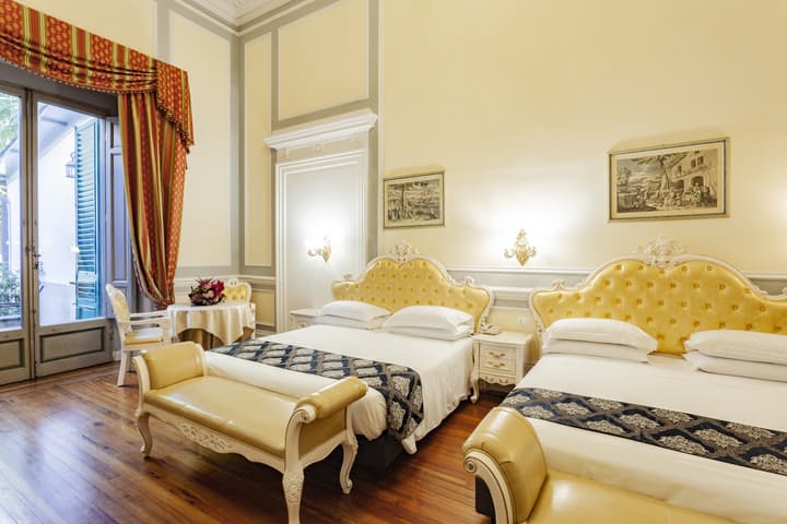 Villa Royal