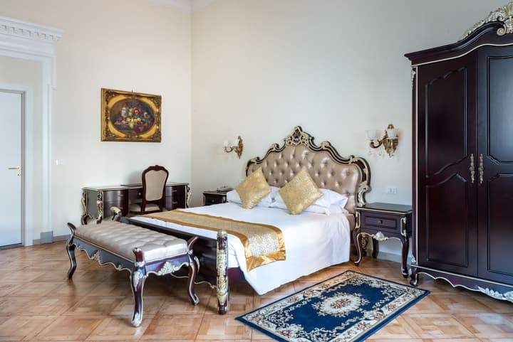 Villa Royal