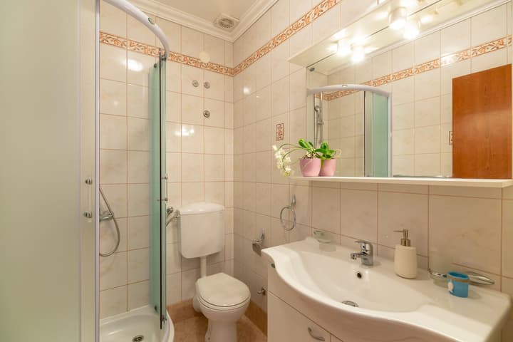 Apartments Mondo