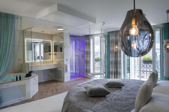 Paris j'Adore Hotel & Spa