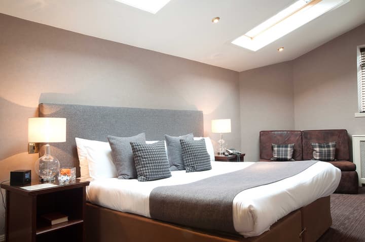 Cults Hotel