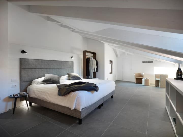 Boutique hotel touring