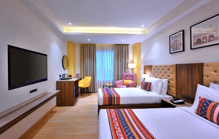 Golden Tulip Agra