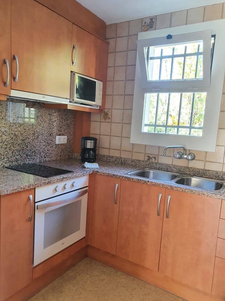 Payet Apartments 4-6 Personas
