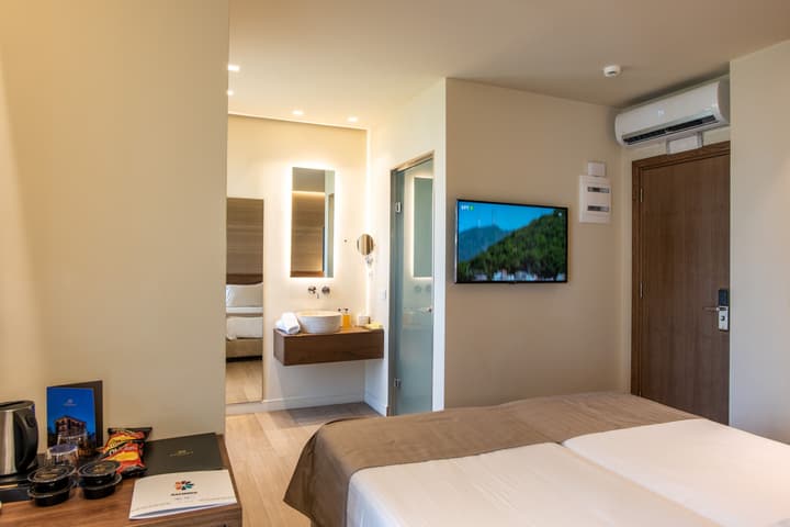 Metropole Urban Hotel