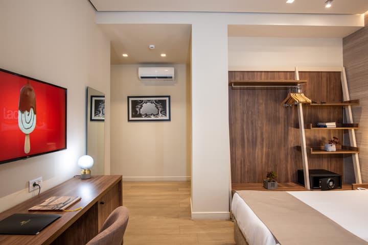Metropole Urban Hotel