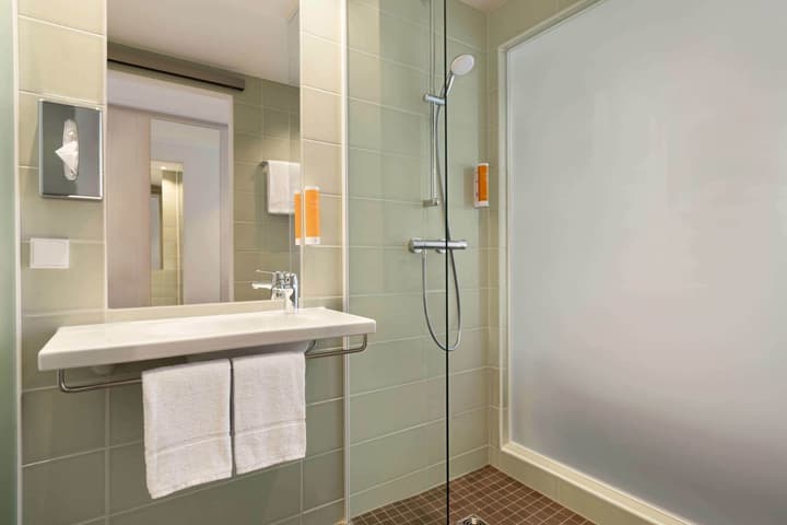 Super 8 by Wyndham Dresden