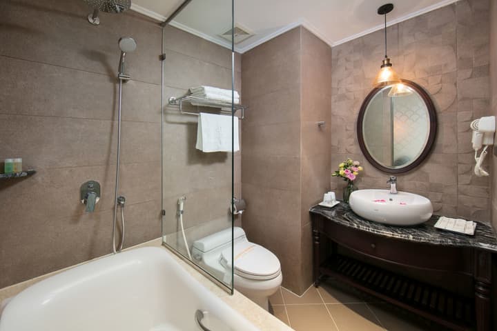 Canary Hanoi Hotel