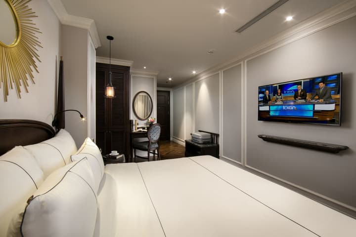 Canary Hanoi Hotel