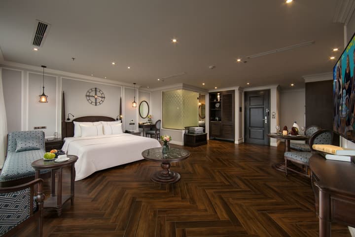 Canary Hanoi Hotel