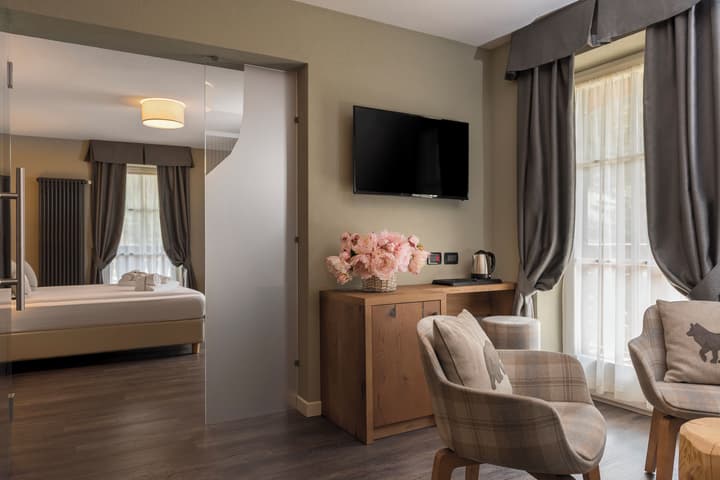 X Alp Hotel