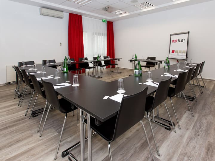 DORMERO Hotel Zürich Airport