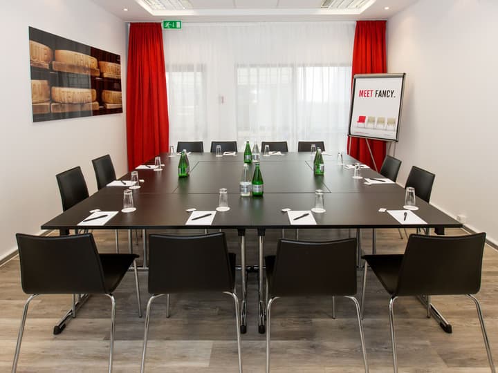 DORMERO Hotel Zürich Airport