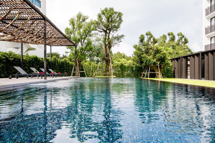 Scene Bangkok Noi