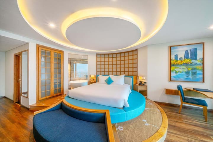 Sala Danang Beach Hotel
