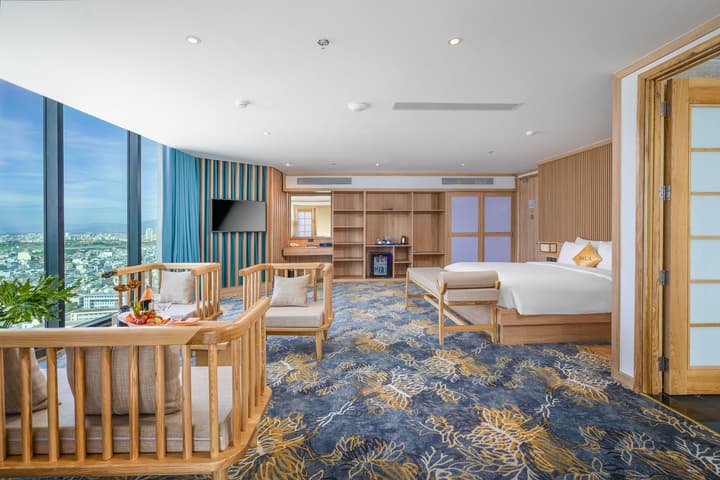 Sala Danang Beach Hotel