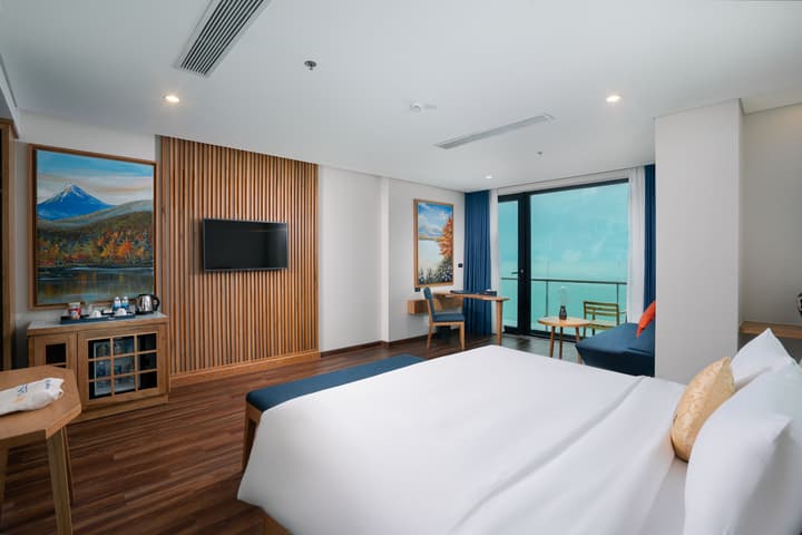 Sala Danang Beach Hotel