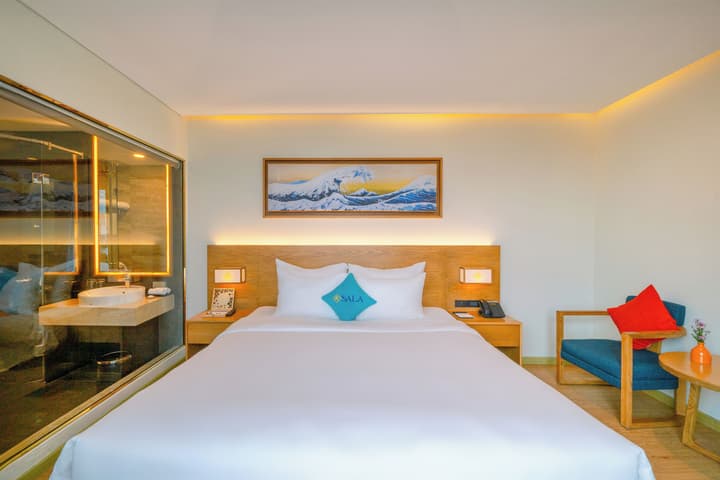 Sala Danang Beach Hotel