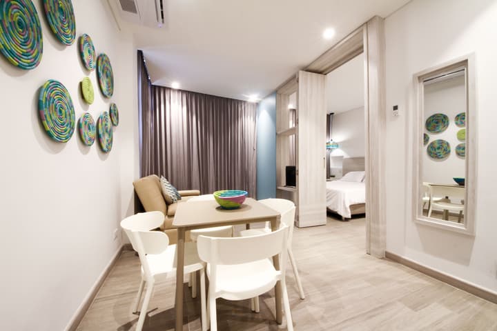 Azure Lofts & Pool Hotel