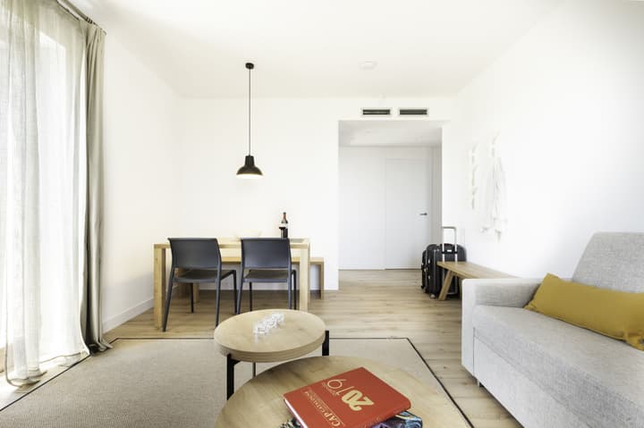 Port Plaza Apartments