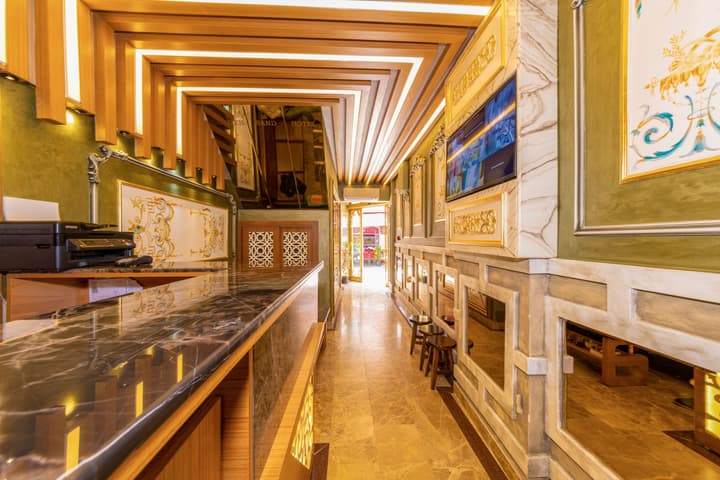GoldenSand Hotel