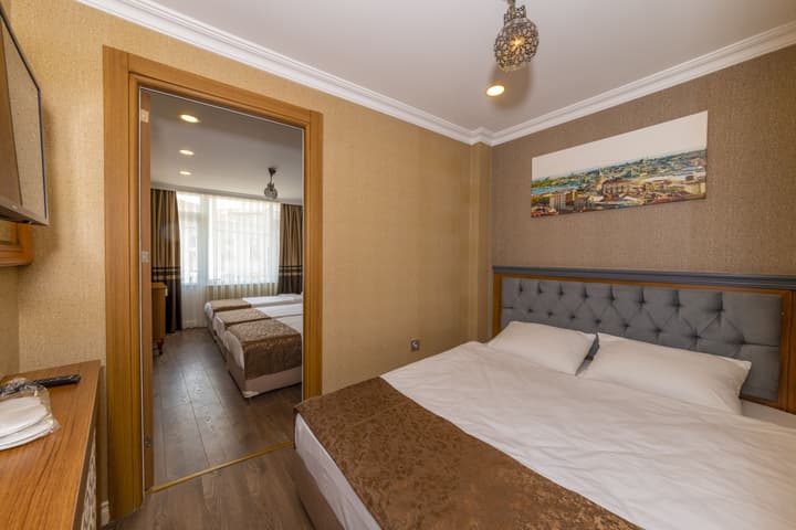 GoldenSand Hotel