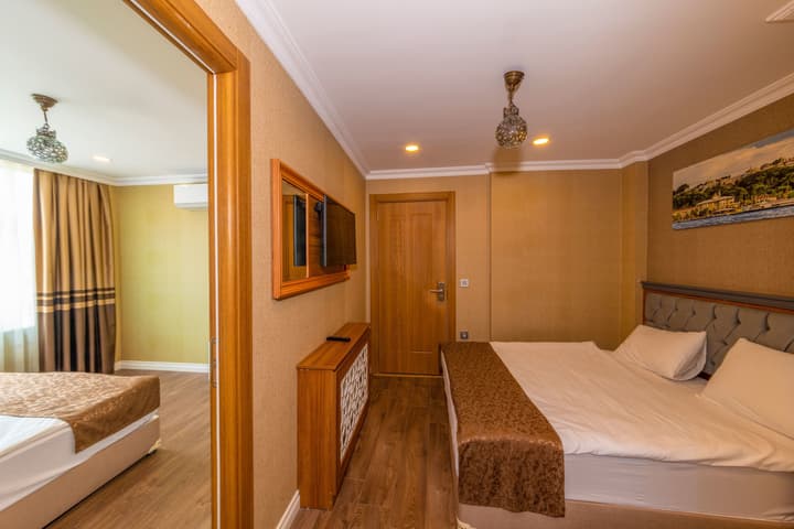 GoldenSand Hotel