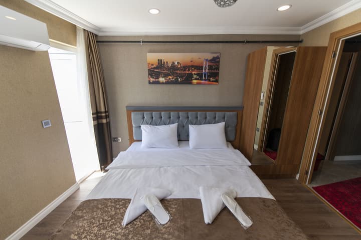 GoldenSand Hotel